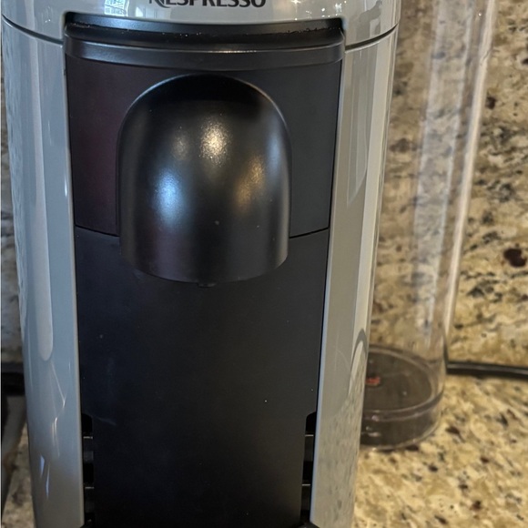 Nespresso VertuoPlus Coffee Maker -grey - Picture 3 of 6